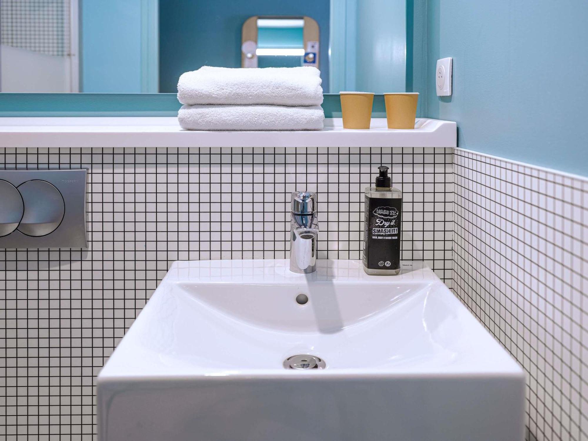 Ibis Budget Bourg En Bresse Exterior photo